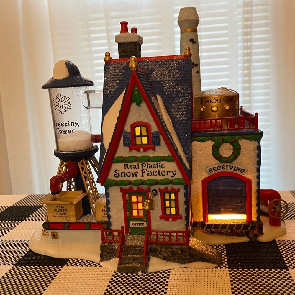 SOLD ❄️ Dept 56 - Real Plastic Snow Factory - North Pole Series - 56403